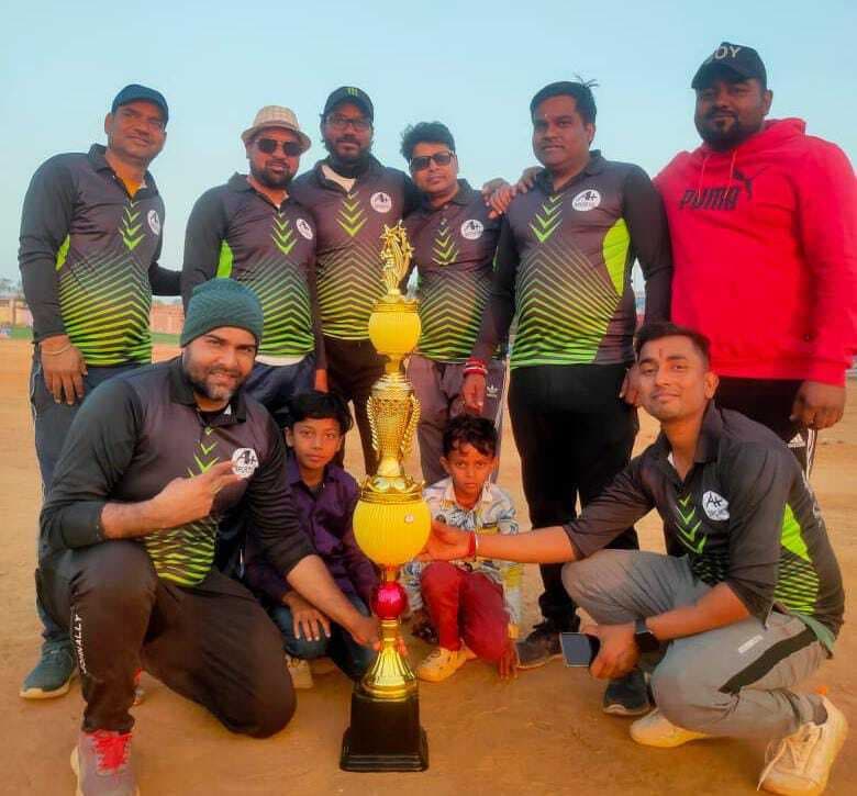 पिंकू पंडा इलेवन ने मनोज पंडा इलेवन को 46 रन से हराया