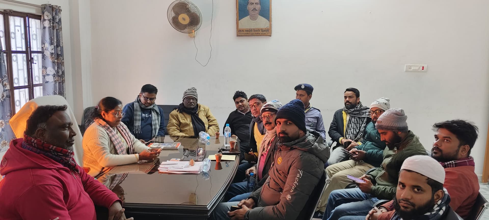 महापुरुषों की प्रतिमाओं पर माल्यार्पण को लेकर मुख्य पार्षद ने की बैठक