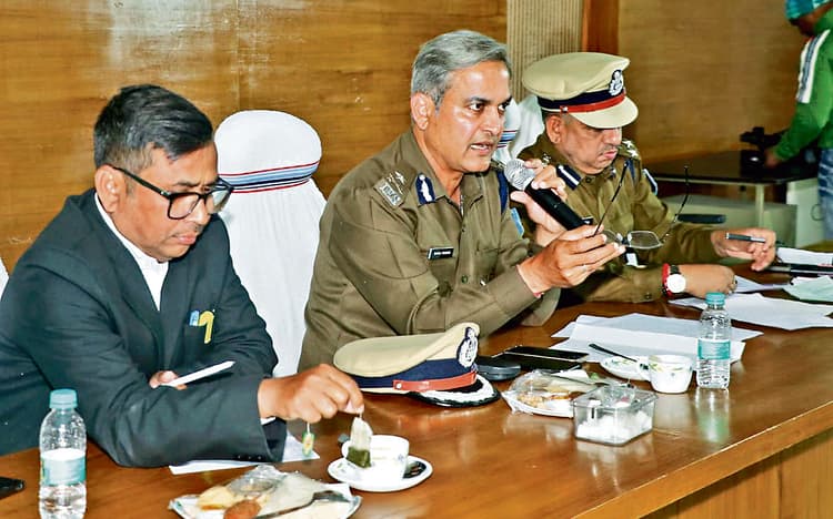 Crime News : महिला डॉक्टर से 12 लाख की ठगी का मामला आया