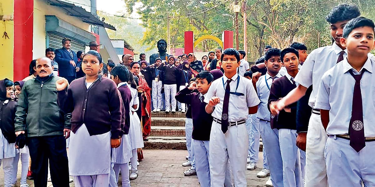 Rourkela News: युवाओं से नेताजी सुभाष चंद्र बोस और वीर सुरेंद्र साय से प्रेरणा लेने का आह्वान