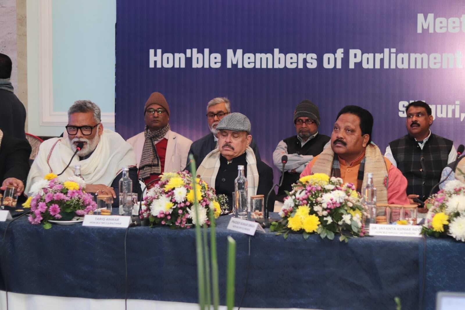 कटिहार व सीमांचल से जुड़ी रेल सुविधाओं को पूरा करने की जरूरत: तारिक