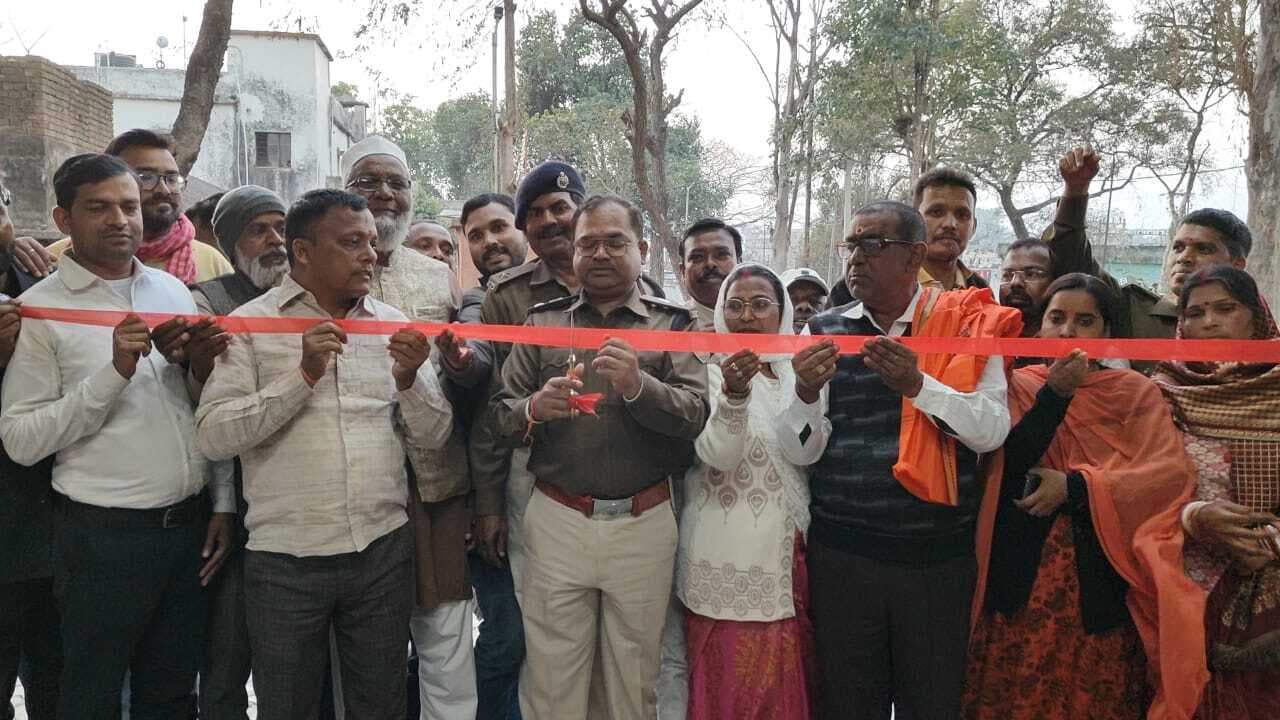 Giridih News :एसपी ने किया स्वागत कक्ष का उद्घाटन