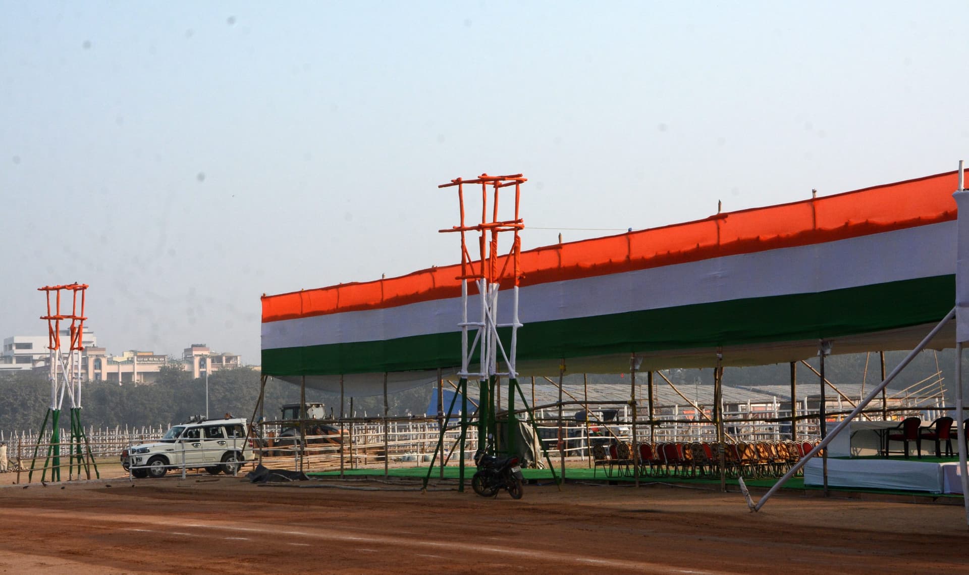 चार से लेकर गेट नंबर सात तक प्रवेश