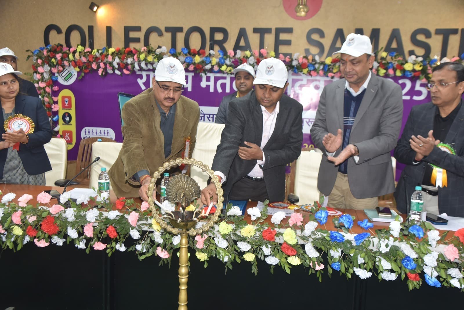 राष्ट्रीय मतदाता दिवस पर बेहतर कार्य करने वाले हुए सम्मानित