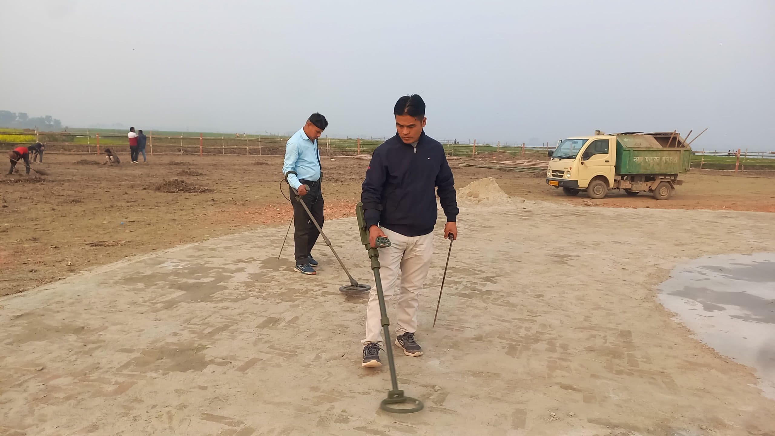 सीएम के आगमन को लेकर गोगाबील झील में दो हैलीपेड बनाये गये