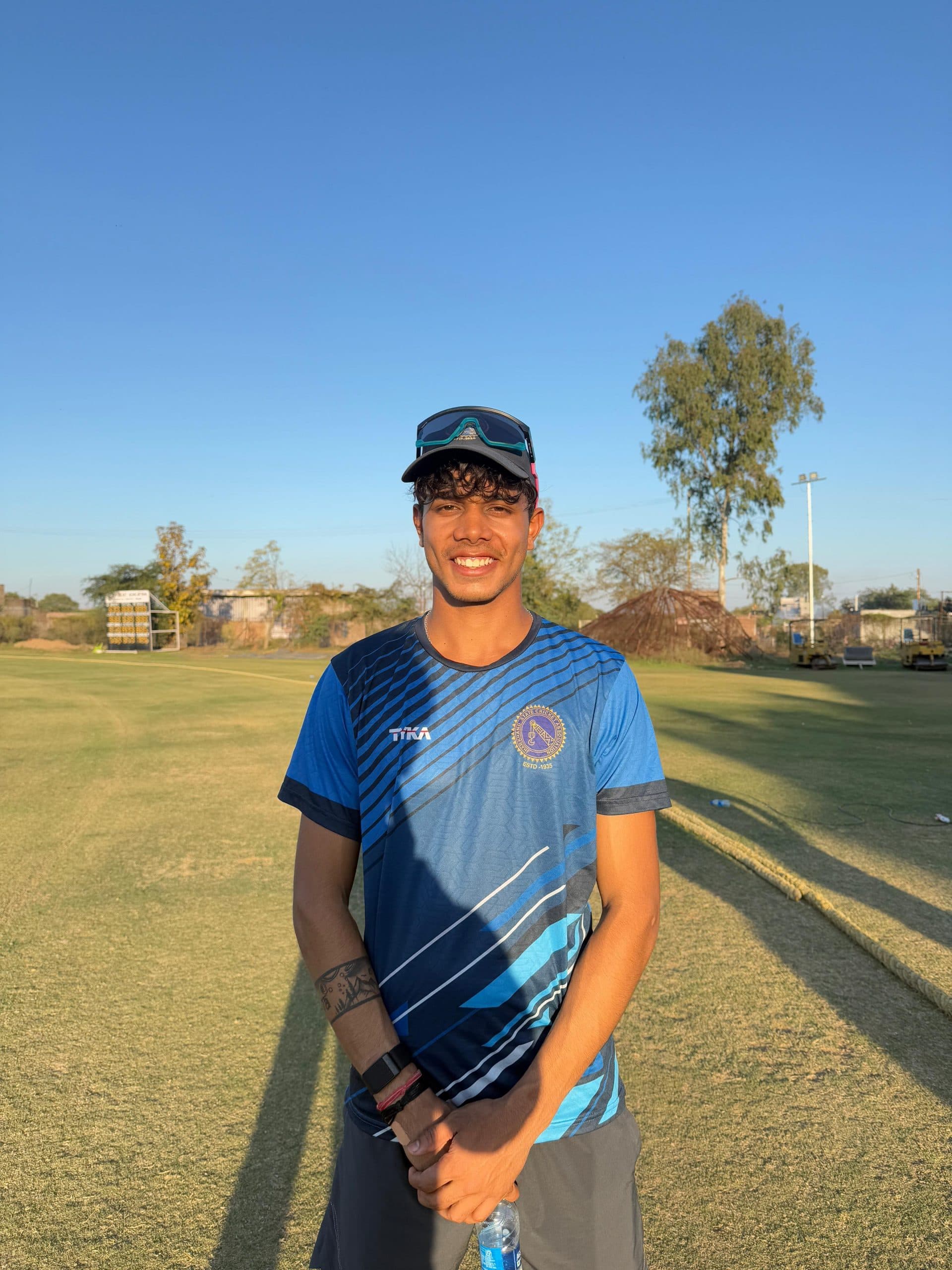 Cricket : शिखर मोहन के नाबाद शतक से झारखंड को बढ़त
