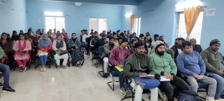 उद्योग लगाने वाले चयनित 115 लाभुकों को दिया गया प्रशिक्षण