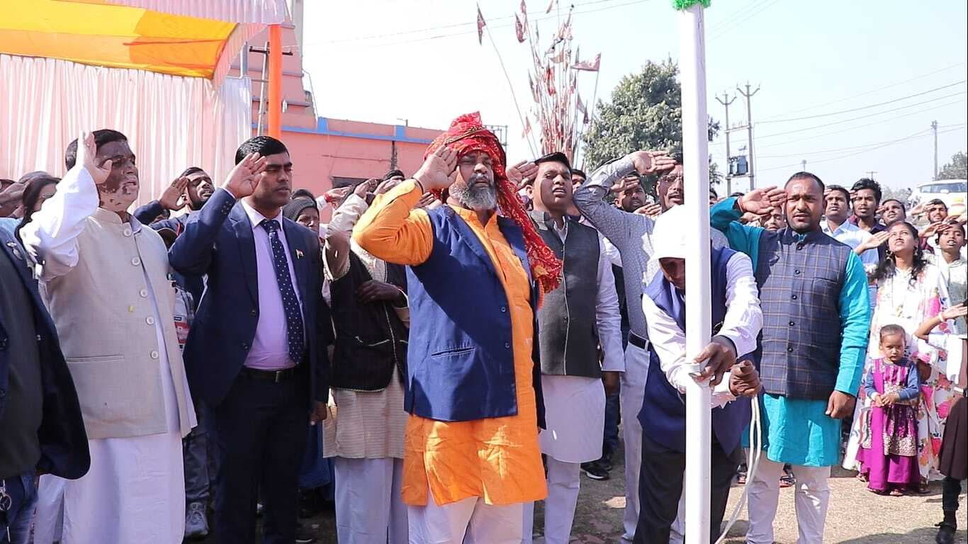 Giridih News: बेटी बचाओ बेटी पढ़ाओ को चरितार्थ करने वाले दो दंपती को किया गया सम्मानित