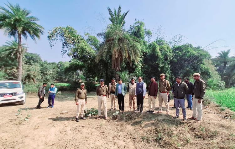 Gaya News : पुलिस बल के साथ से शुरू हुआ कॉरिडोर का सीमांकन