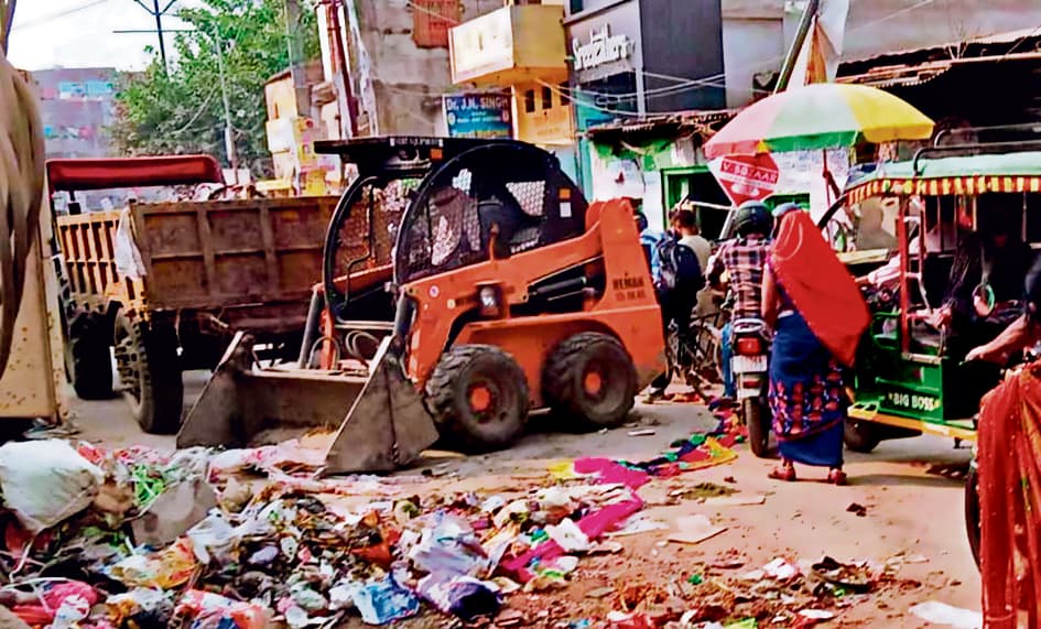 chhapra news : शहर में सफाई की टाइमिंग गड़बड़, लोगों को हो रही परेशानी
