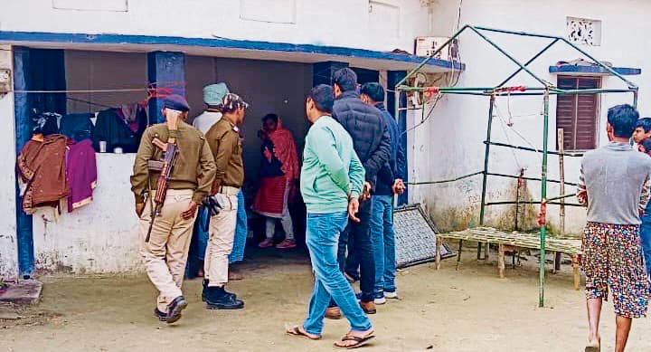 Gopalganj News : छापेमारी कर हरियाणा साइबर क्राइम की टीम ने गोपालगंज से चार अपराधियों को दबोचा