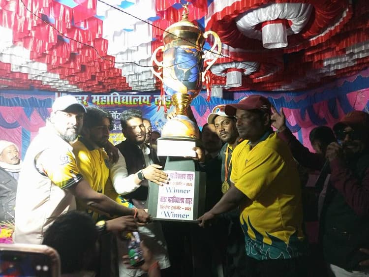 Bhagalpur news भागलपुर ने कहलगांव को हरा कर शील्ड पर किया कब्जा