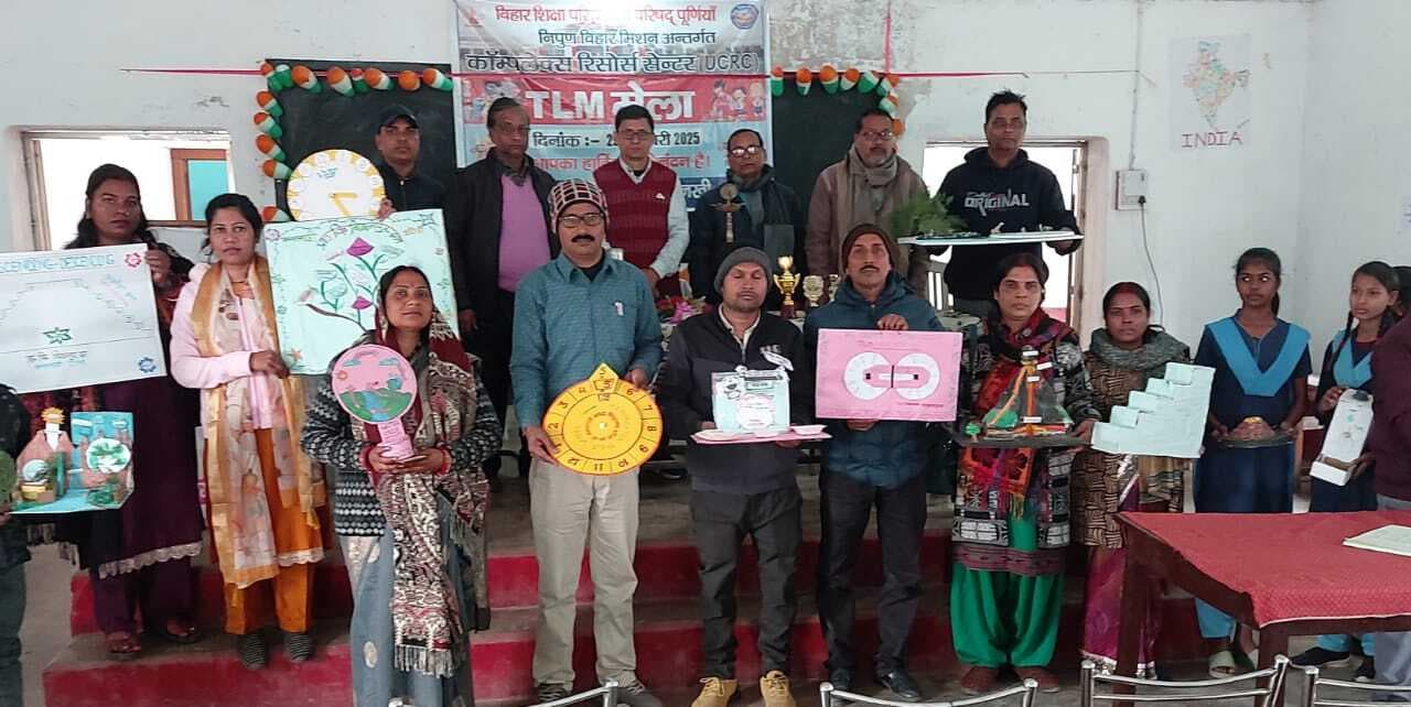 संकुलस्तरीय टीएलएम मेला में सुमरित उच्च विद्यालय प्रथम
