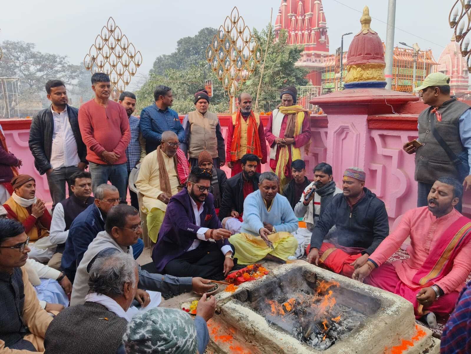 Darbhanga News : जीर्णोद्धार के बाद लक्ष्मीश्वरी तारा मंदिर का युवराज कपिलेश्वर सिंह ने किया लोकार्पण