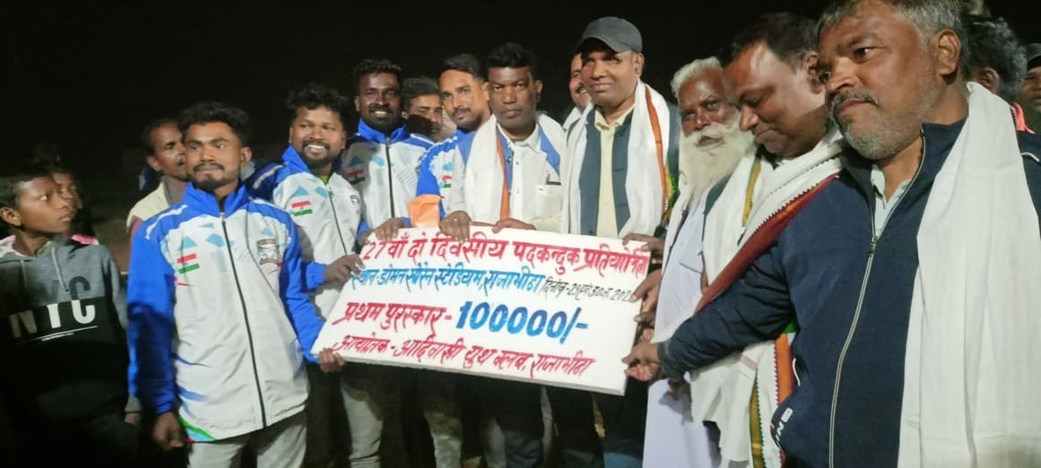 सरहद शिकारी टीम ने संत फ्रांसिस पोड़ेयाहाट को हराया