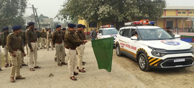 राजमार्ग पर अत्याधुनिक गश्ती वाहन तैनात