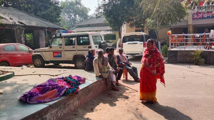 नवविवाहित ने फांसी लगाकर की आत्महत्या, पिता बोले- प्रताड़ना से थी तंग