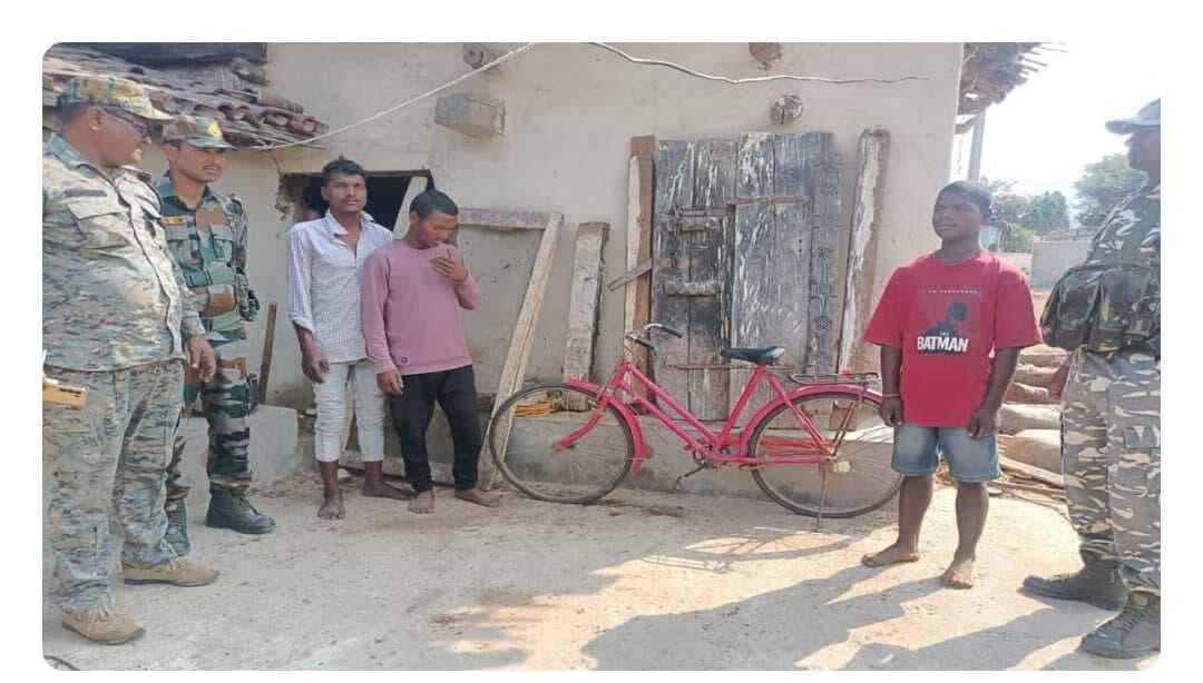 जेजेएमपी के जाेनल कमांडर के घर की कुर्की-जब्ती