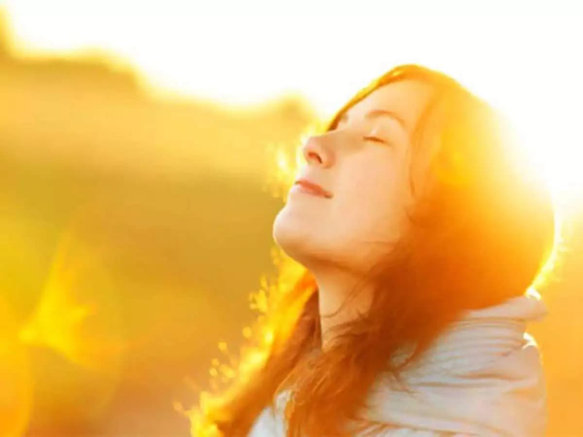 Safe Sun Exposure Duration : धूप में कितनी देर बैठना है सुरक्षित? जानें सही समय और फायदे
