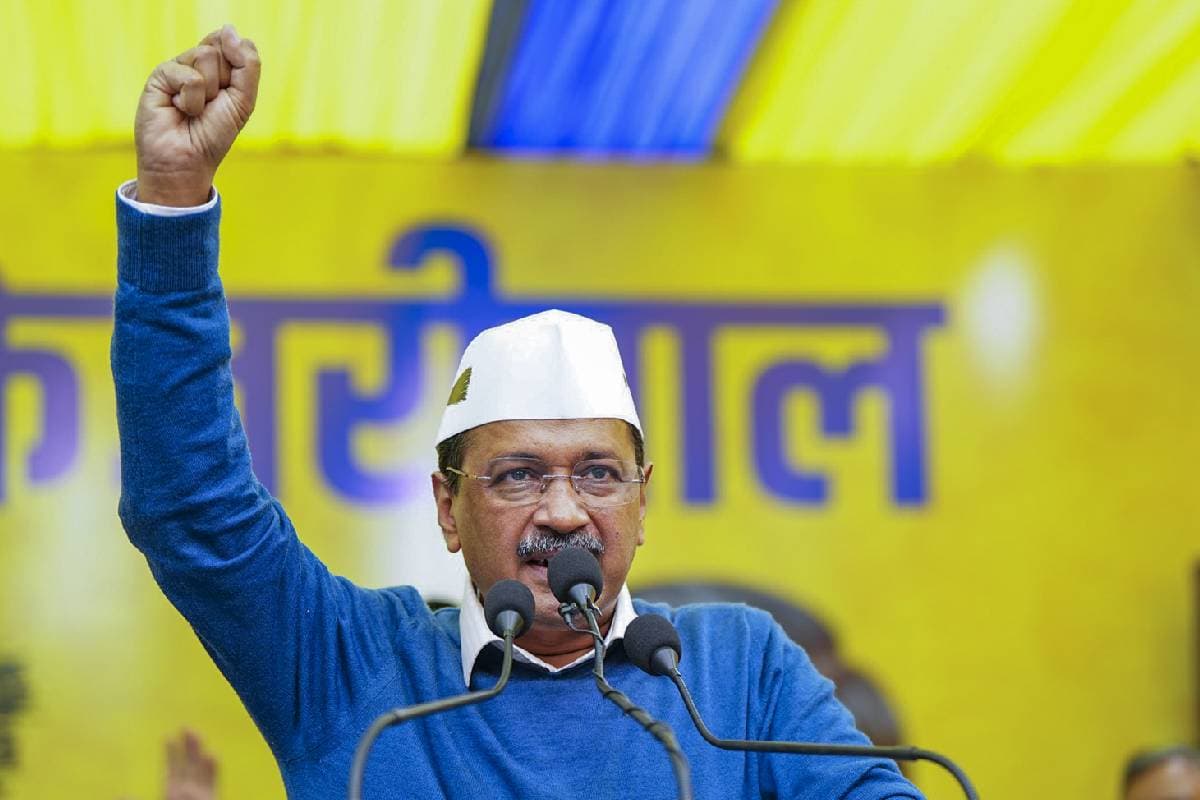 Delhi Election Result : рдХрд╣реАрдВ рдмрд┐рдХ рди рдЬрд╛рдП рд╡рд┐рдзрд╛рдпрдХ, рдЕрд░рд╡рд┐рдВрдж рдХреЗрдЬрд░реАрд╡рд╛рд▓ рдЯреЗрдВрд╢рди рдореЗрдВ, рд╕рднреА 70 рдЙрдореНрдореАрджрд╡рд╛рд░реЛрдВ рдХреА рдмреИрдардХ рдмреБрд▓рд╛рдИ
