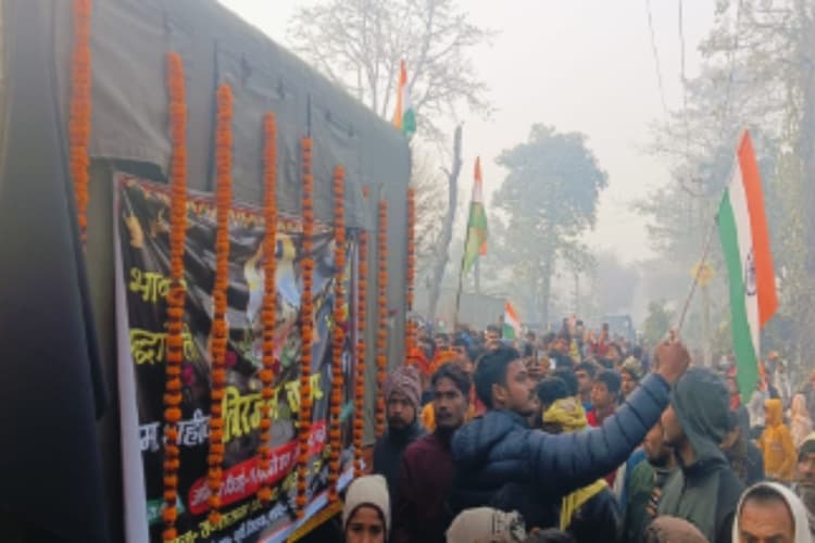 देश के लिए कुर्बान हुआ मोतिहारी का सपूत, तिरंगे में लिपटे बेटे को देख बिलख उठी मां