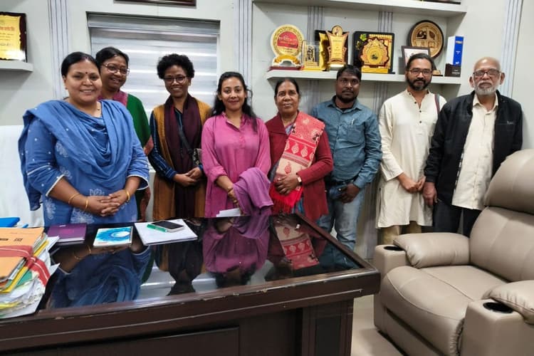 मंत्री दीपिका पांडेय सिंह से मिले झारखंड जनाधिकार महासभा के प्रतिनिधिमंडल, पेसा कानून को लेकर सरकार से की ये मांग