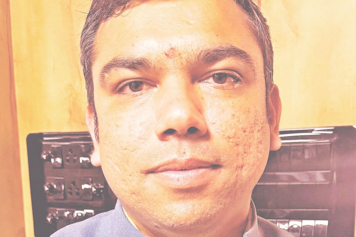 बिना पढ़ाये फार्मेसी की डिग्री बांटने की शिकायत के बाद अनिवार्य होगी आधारयुक्त बायोमीट्रिक अटेंडेंस