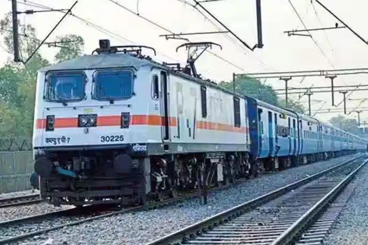 Holi Special Train 2025: होली में झारखंड से बिहार जाना हुआ आसान, चलेंगी तीन और होली स्पेशल ट्रेनें, देखें टाइम-टेबल