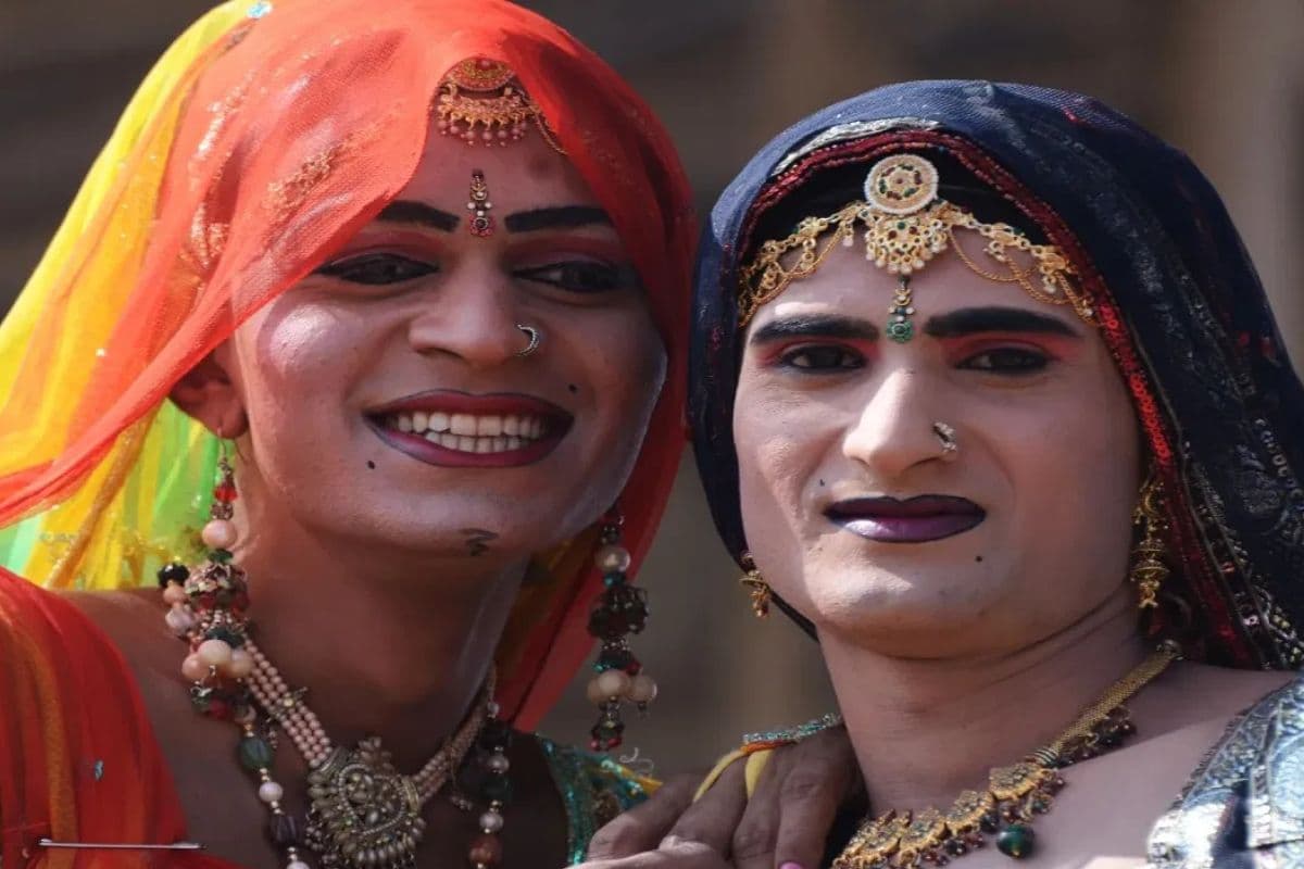 Kinnar: किन्नर लड़के होते हैं या लड़की, जानें उनकी अनसुनी कहानी