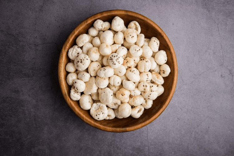 How to Roast Makhana: ये है मखाने को भूनने का सही तरीका, हर बाइट में पाएं जबरदस्त क्रंच