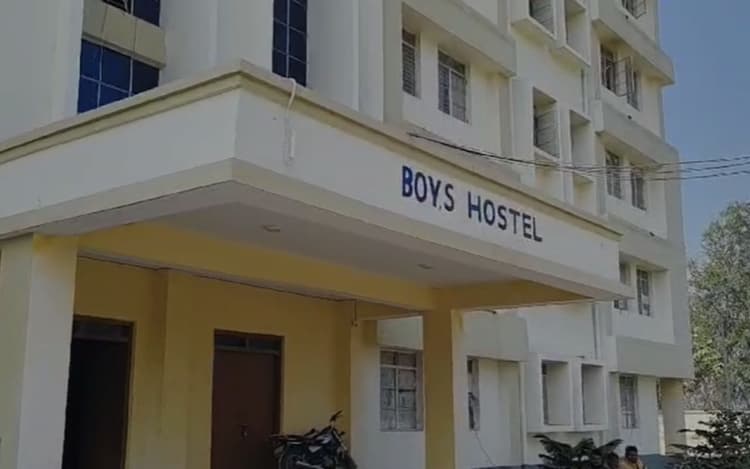 Siwan News: सिवान में इंजीनियरिंग के छात्र की संदिग्ध परिस्थिति में मौत, पार्टी करने के बाद हॉस्टल लौटा फिर…