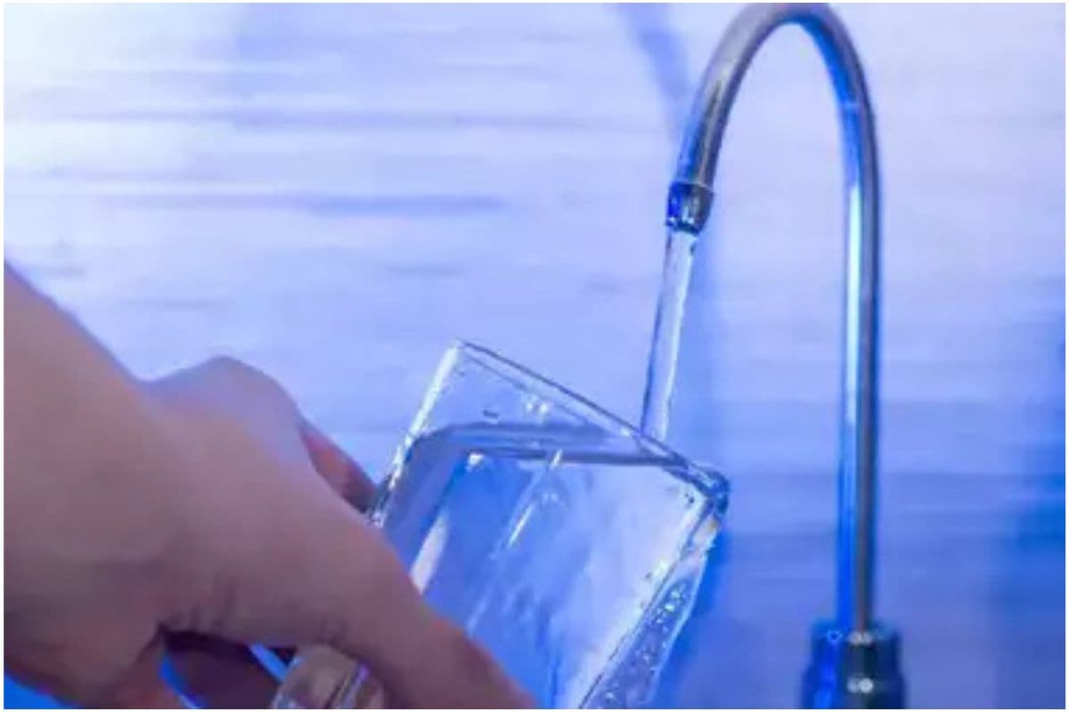 Vastu Tips : घर में सही दिशा में रखें पानी,दूर हो जाएंगी सभी परेशानियां