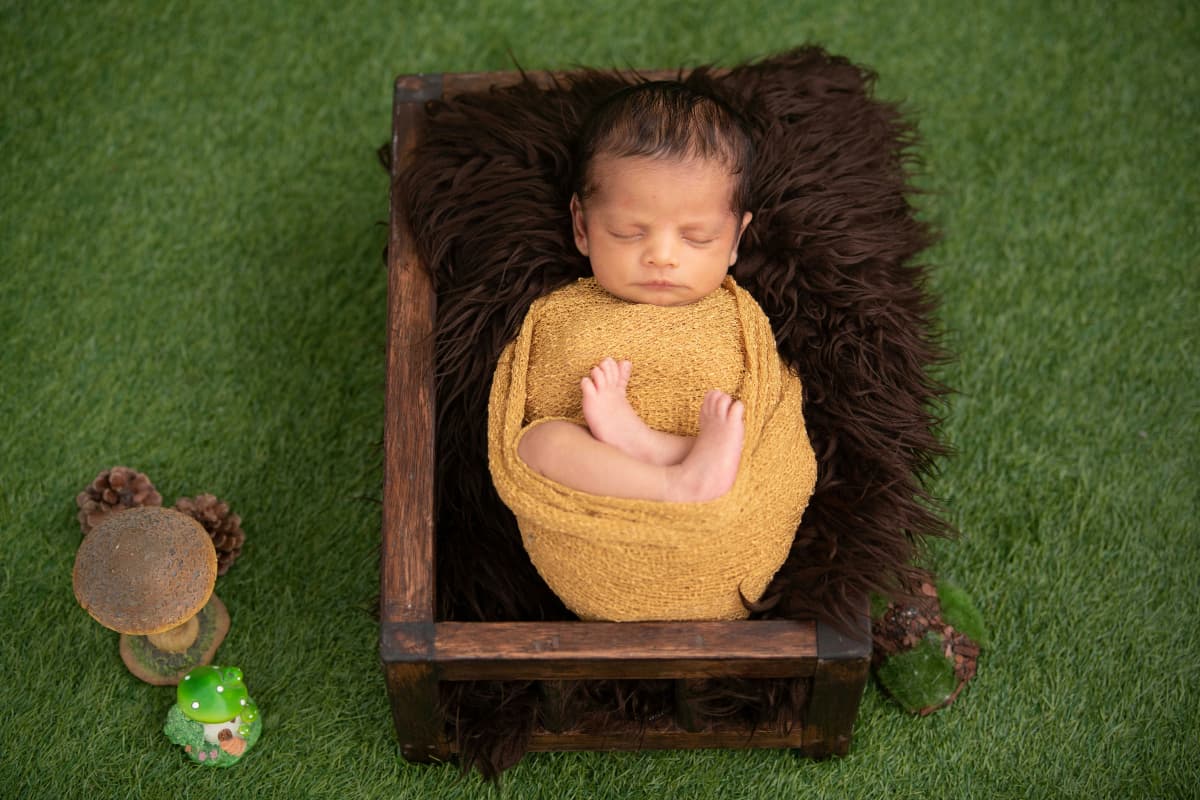 Hindu Baby Names: आपके राजकुमार के लिए नहीं मिलेंगे इससे बेहतर और खूबसूरत नाम, सुनने वाले भी हो जाएंगे मंत्रमुग्ध