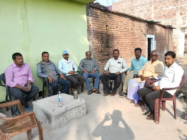 मांगें पूरी होने तक हड़ताल पर रहेंगे पीडीएस विक्रेता