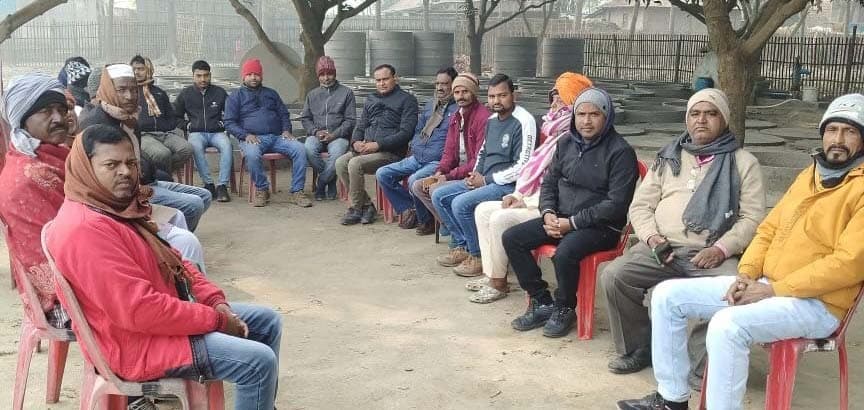 हड़ताल पर गये डीलरों ने दोहरायी आठ सूत्री मांग