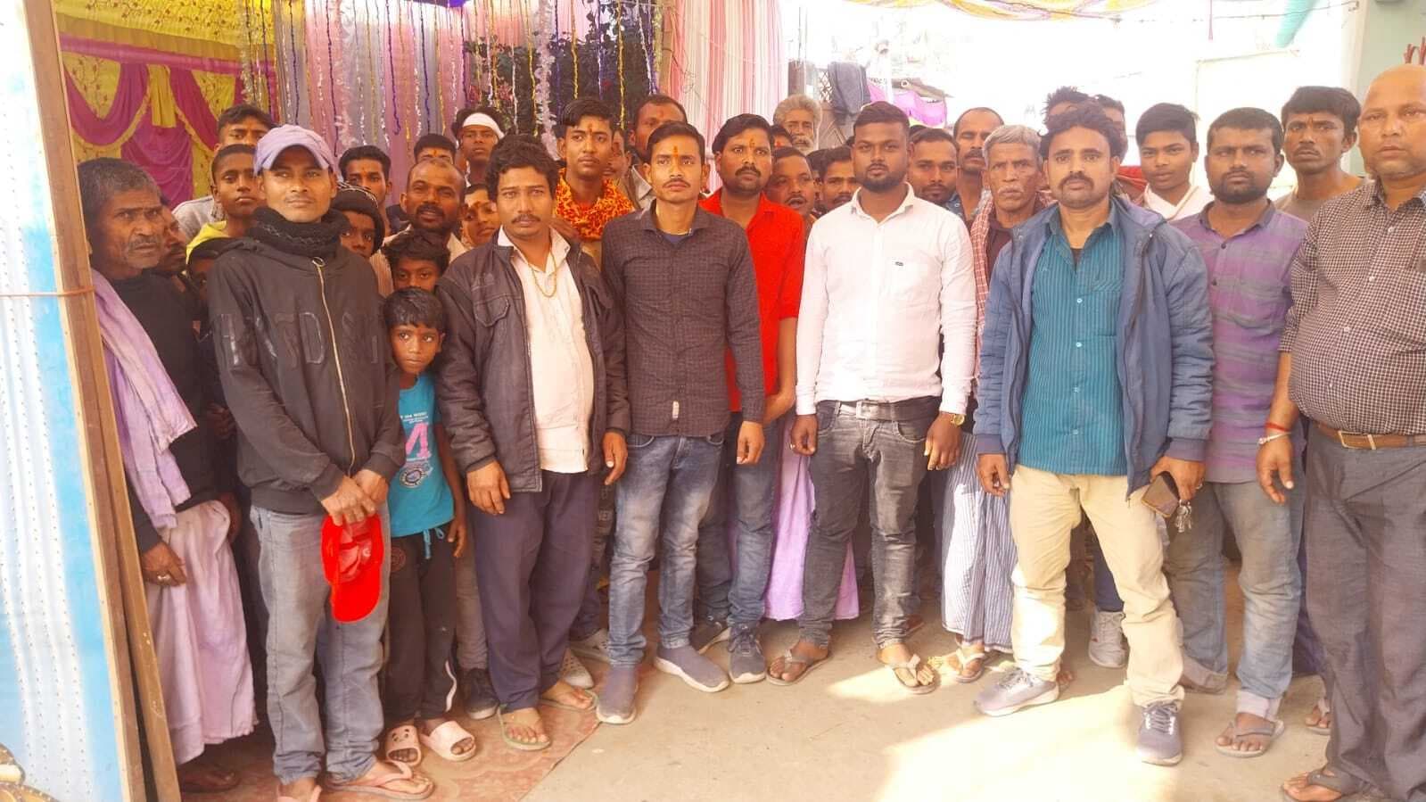 थानाध्यक्ष पर लोगों ने गाली गलौज व मारपीट का लगाया आरोप, की निलंबन की मांग