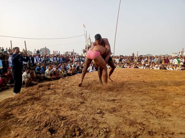 दो दिवसीय दंगल प्रतियोगिता का आयोजन