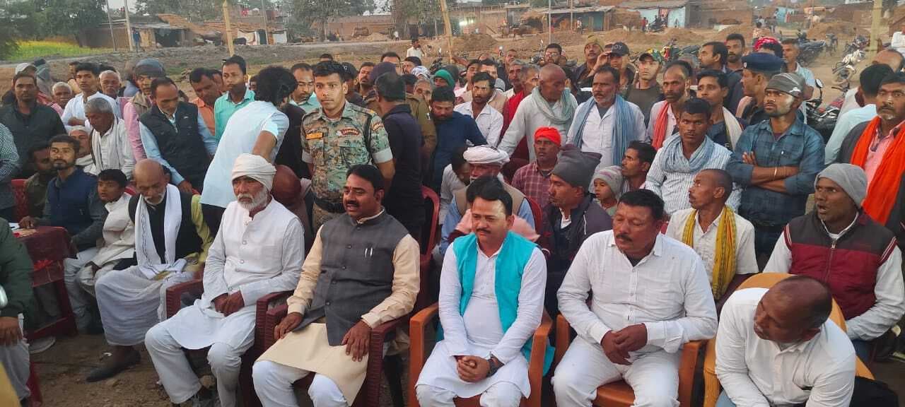 दंगल के विजेता बने मनीष, विधायक ने किया सम्मानित