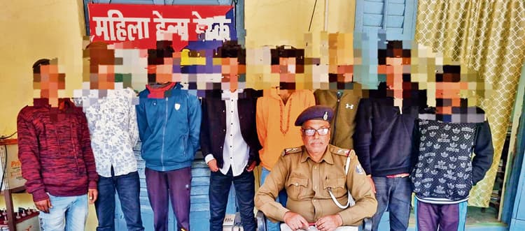 Chapra News : लुटेरों के गिरोह के आठ अपराधियों को पुलिस ने पकड़ा