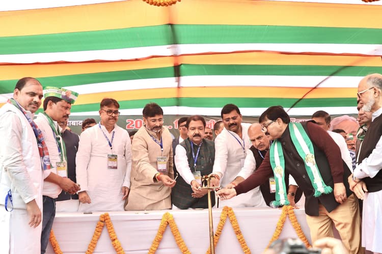 एनडीए ने 225 सीटें जीतने का लिया संकल्प, एनडीए घटक दलों ने भरी हुंकार