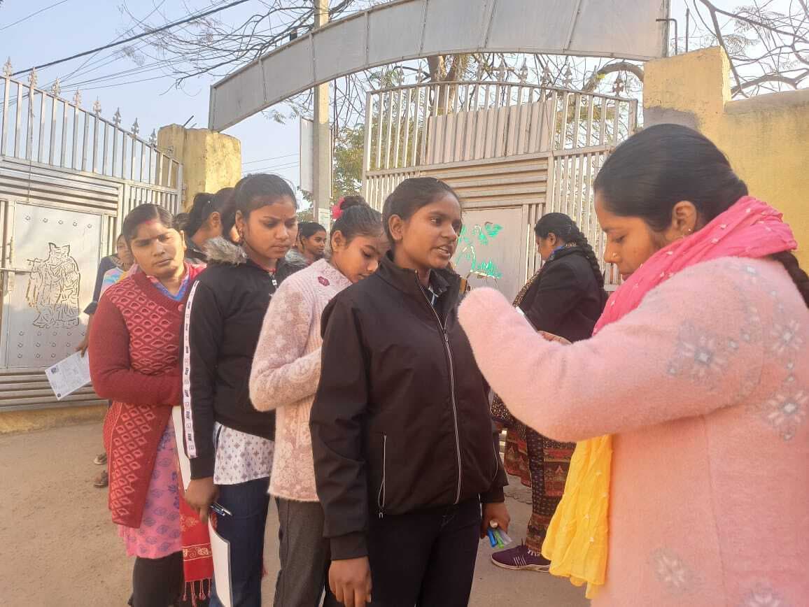 बौंसी के तीन केंद्रों पर 2150 परीक्षार्थियों ने दी परीक्षा