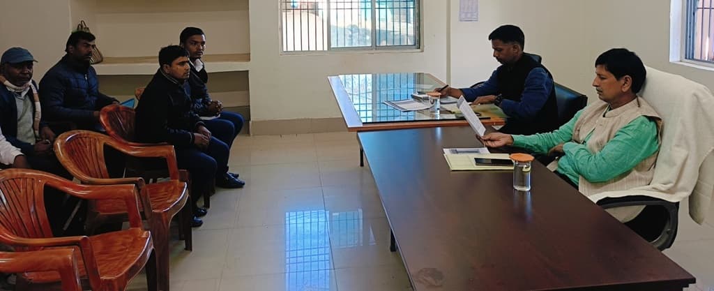 आवास सर्वे के बन रहे सूची में योग्य लाभुकों का जोड़ें नाम : डीडीसी