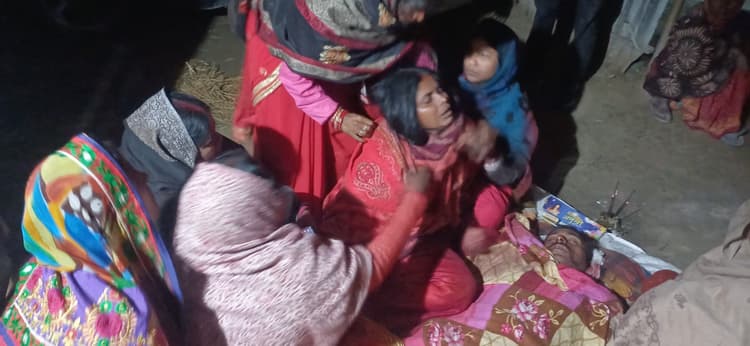 ऑटो पलटने से एक युवक की घटनास्थल पर मौत