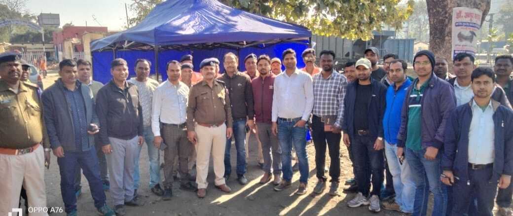 आग से बचाव के लिए आरपीएफ व रेलवे का मॉक ड्रिल