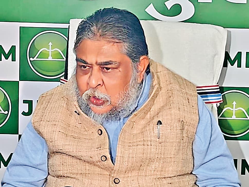 Political News : हेमंत सोरेन ने सेट किया नैरेटिव : जो झारखंड करता है, उसे बाद में देश अपनाता है : सुप्रियो भट्टाचार्य