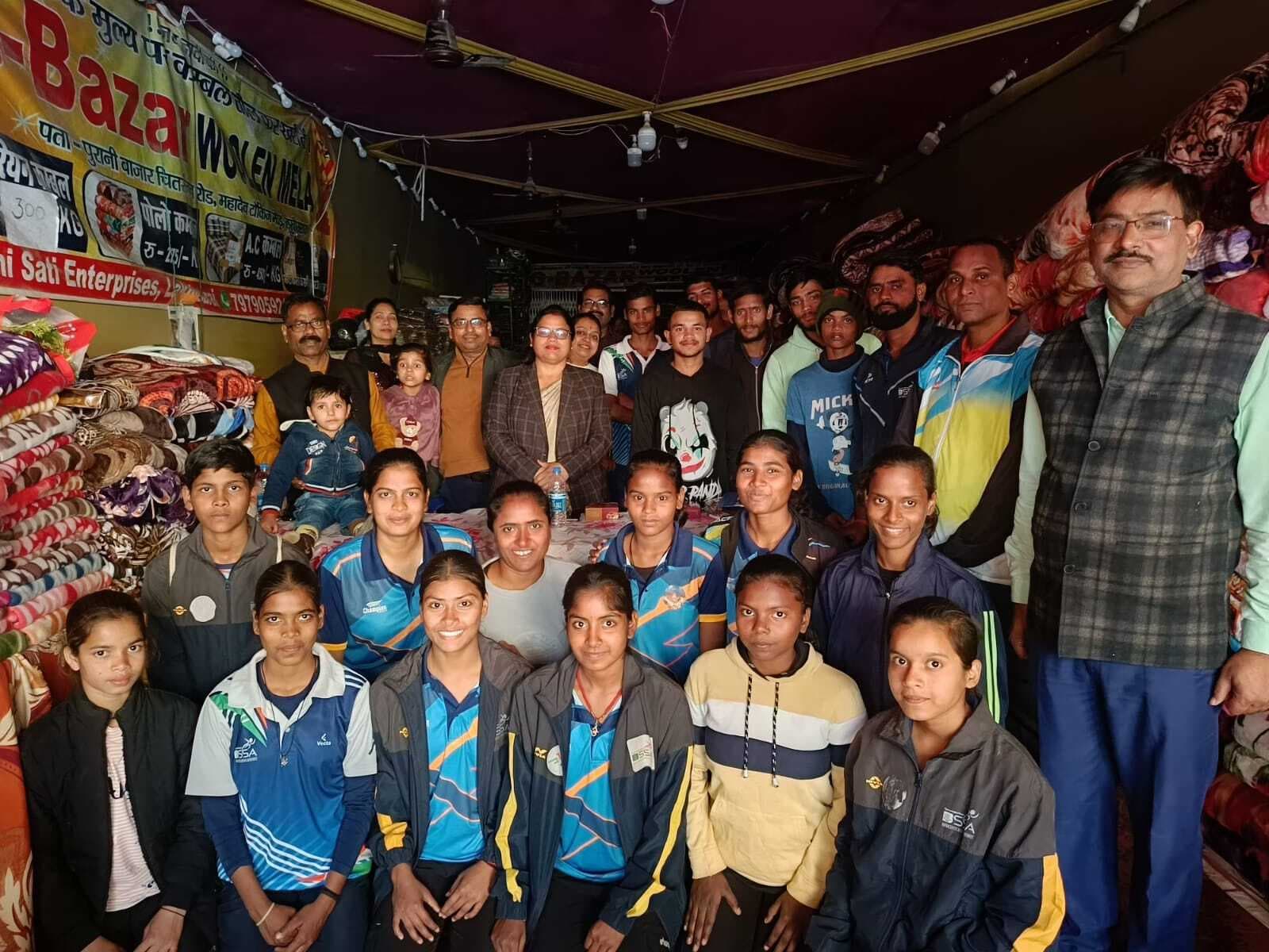 बीडीओ व नप सभापति ने 20 कबड्डी खिलाड़ियों को किया सम्मानित