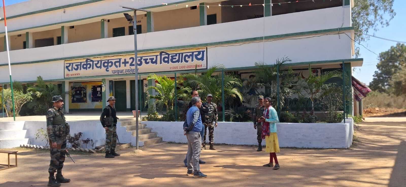 चंदवा में मैट्रिक व इंटर की परीक्षा की तैयारी पूरी