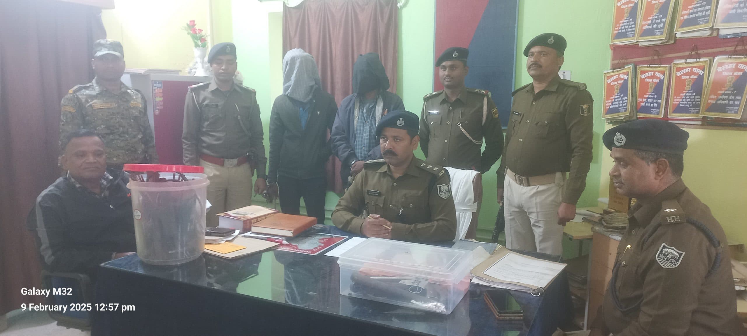 मिनी गन फैक्ट्री उद्भेदन मामले में एसडीपीओ ने की प्रेस कॉन्फ्रेंस