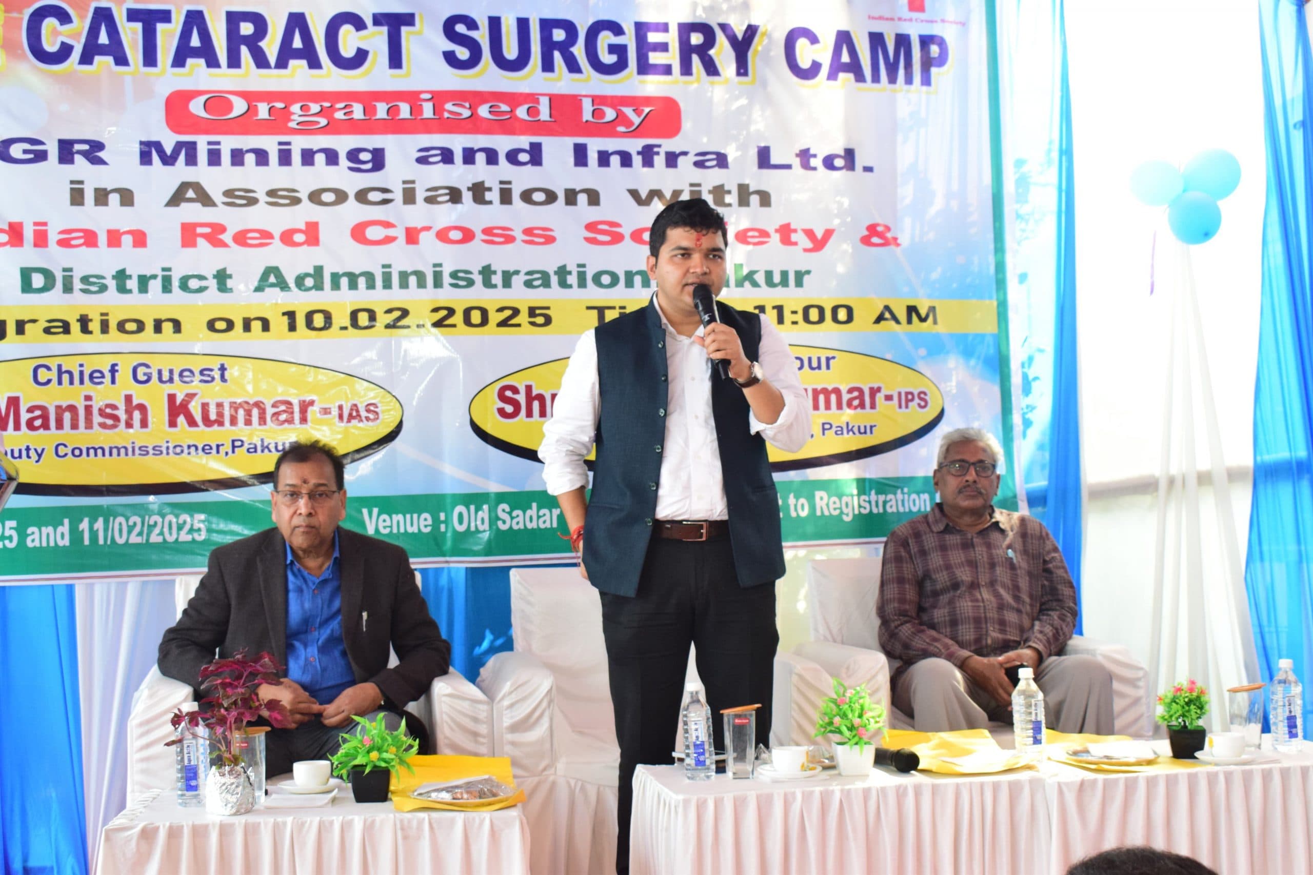 शिविर में मोतियाबिंद का निशुल्क किया गया ऑपरेशन