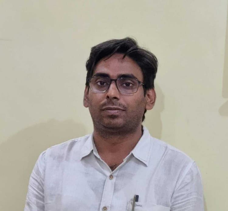 पीएम आवास सर्वे के नाम पर नही दें किसी को पैसा: बीडीओ